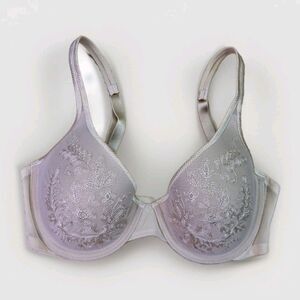Wacoal 853147 32D Beige Bold & Beautiful Floral Embroidery Contour TShirt Bra